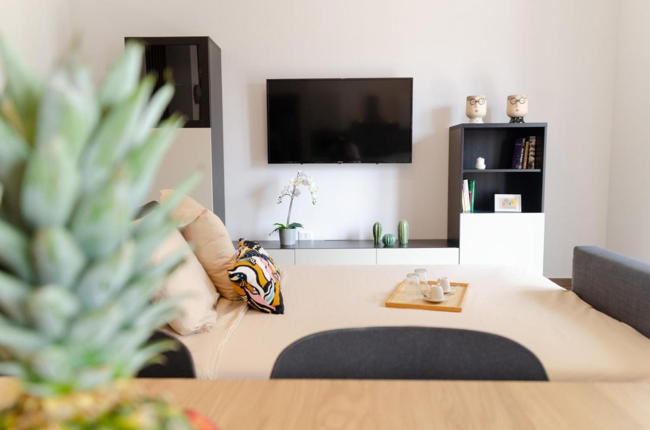 Don Gaetano Apartment - Nel Cuore Di Napoli Bagian luar foto